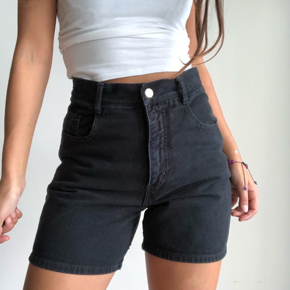 Vintage high waist black mom shorts W30
